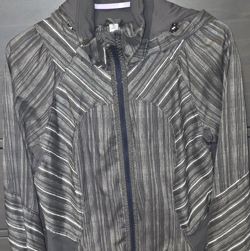 lululemon athletica Black Striped Windbreaker